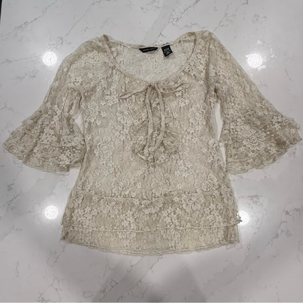 New York & Company Cream Flutter Sleeve Tie Front Ruffle and Lace Blouse - XS